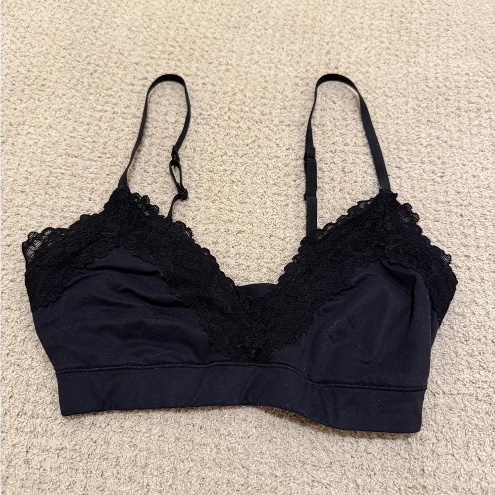 Abercrombie & Fitch Black Lace-Trim Wireless Bralette